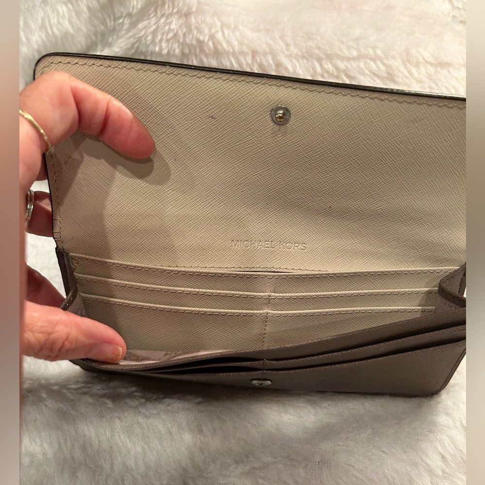 NWOT Michael Kors Slim Jet Set Wallet - Picture 3 of 10